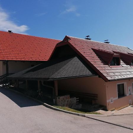 Apartment House Koprivnik Zrece Exterior photo